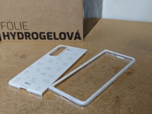 Průhledný pružný TPU